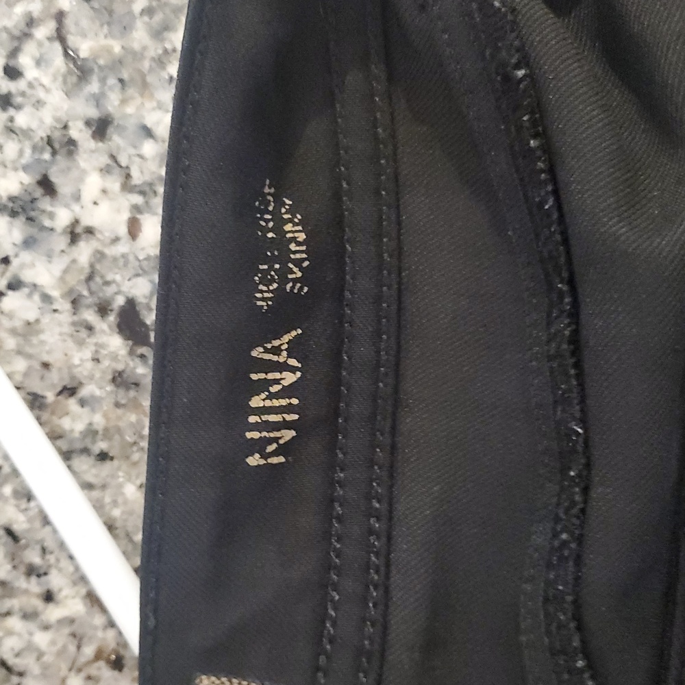 DL1961 Jeans - Picture 12 of 12